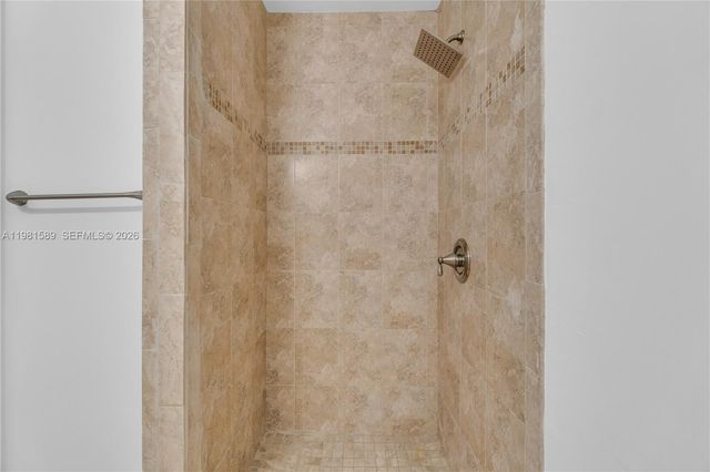 1355 Seaview, North Lauderdale, FL 33068