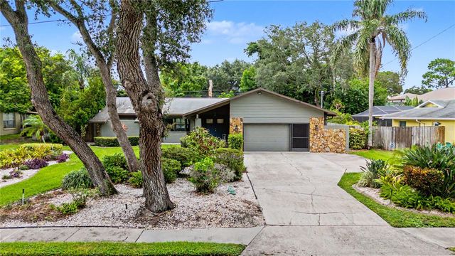 1706 AVOCA DRIVE, Tarpon Springs, FL 34689
