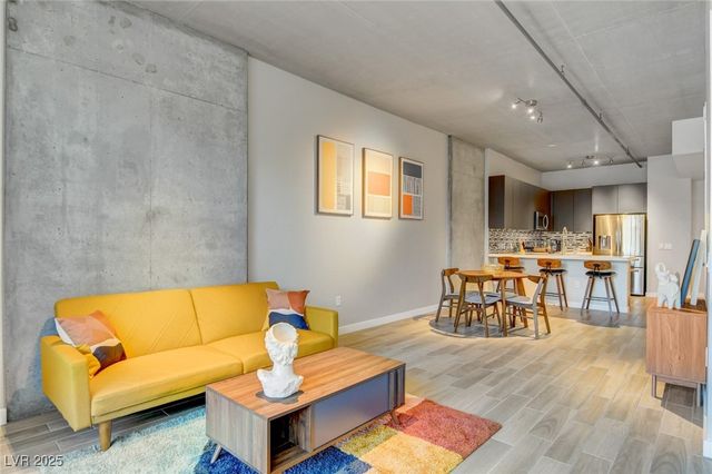 353 East Bonneville Avenue 754, Las Vegas, NV 89101