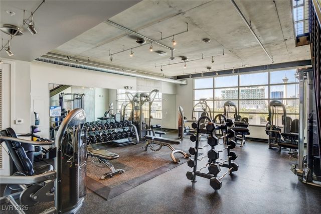 353 East Bonneville Avenue 754, Las Vegas, NV 89101