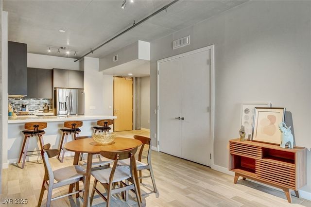 353 East Bonneville Avenue 754, Las Vegas, NV 89101