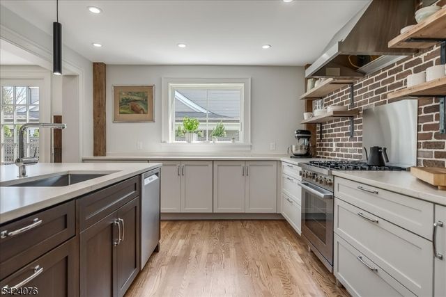 509 Bradford Ave., Westfield Town, NJ 07090