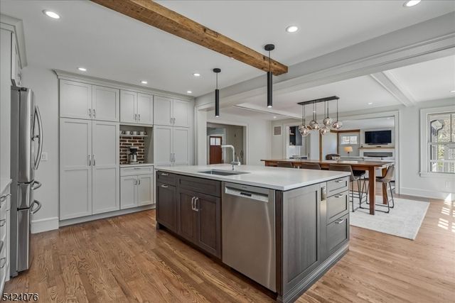 509 Bradford Ave., Westfield Town, NJ 07090