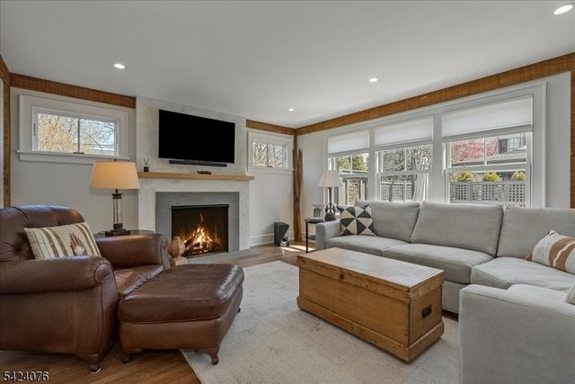 509 Bradford Ave., Westfield Town, NJ 07090