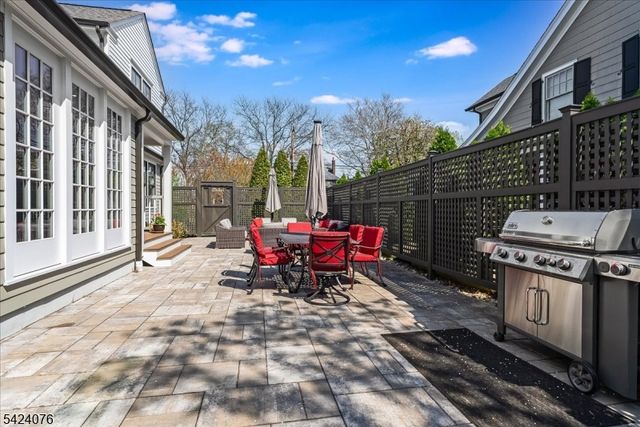 509 Bradford Ave., Westfield Town, NJ 07090