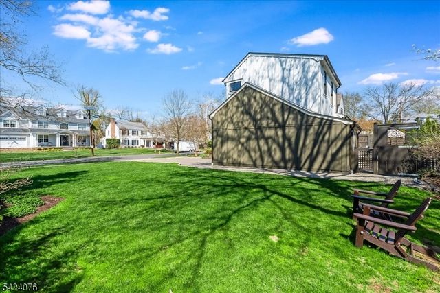 509 Bradford Ave., Westfield Town, NJ 07090