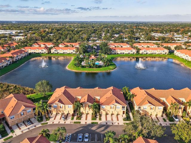 3685 PARKRIDGE CIRCLE 8-203, Sarasota, FL 34243