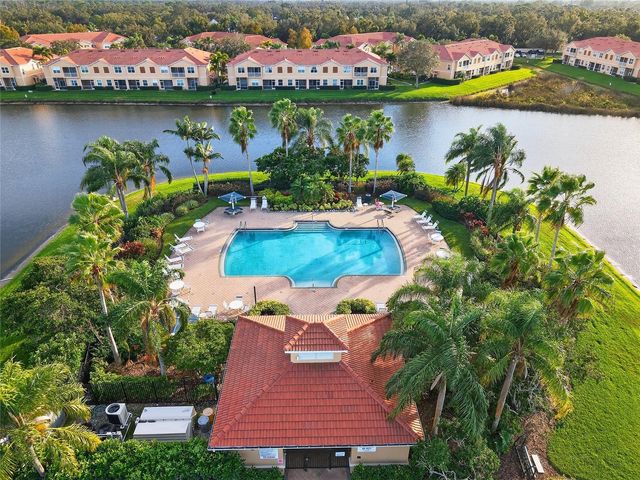 3685 PARKRIDGE CIRCLE 8-203, Sarasota, FL 34243