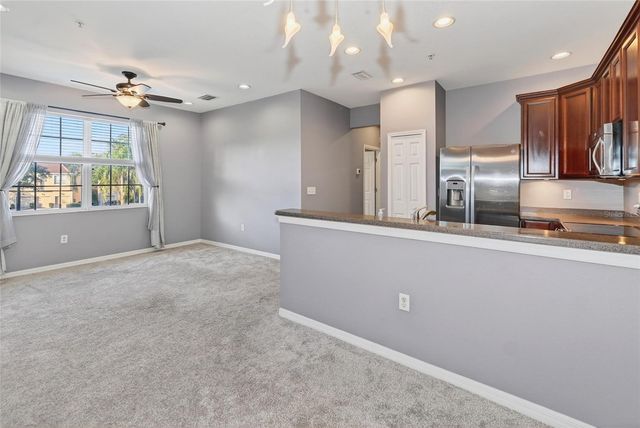 3685 PARKRIDGE CIRCLE 8-203, Sarasota, FL 34243