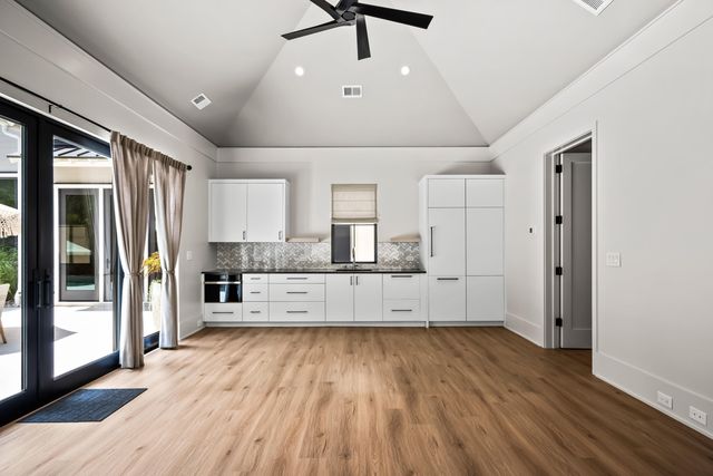 700 Stucco Lane, Mount Pleasant, SC 29464
