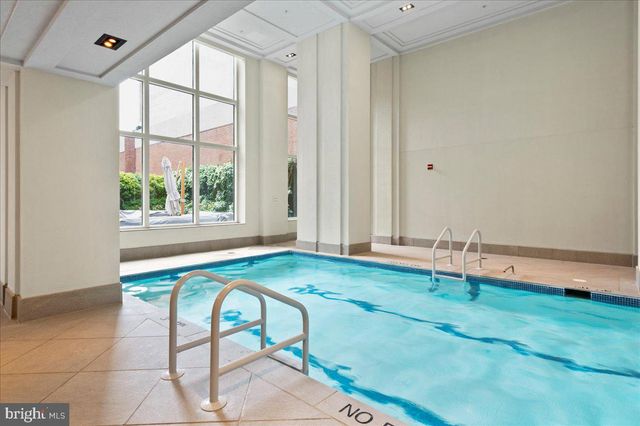 130 S 18TH ST #905, Philadelphia, PA 19103