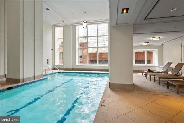 130 S 18TH ST #905, Philadelphia, PA 19103