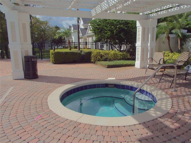 304 SOUTHERN PECAN CIRCLE 208, Winter Garden, FL 34787