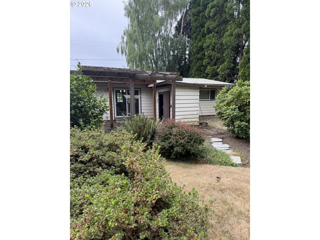 931 Se 5TH St, Gresham, OR 97080
