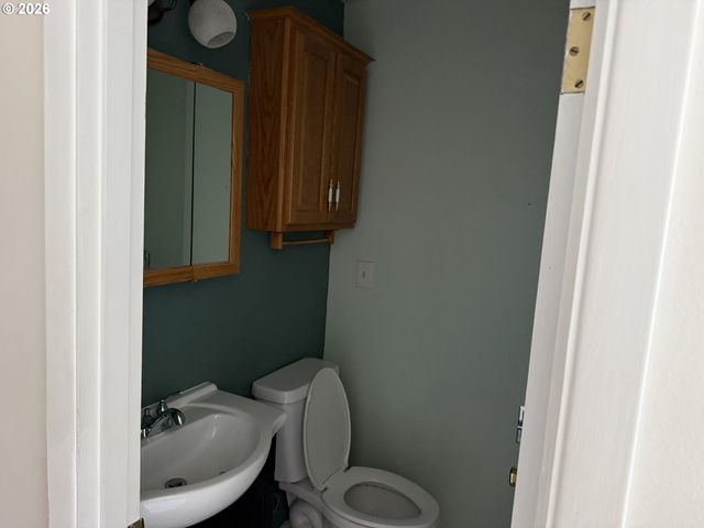 931 Se 5TH St, Gresham, OR 97080