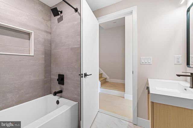 2051 E WILLIAM ST, Philadelphia, PA 19134