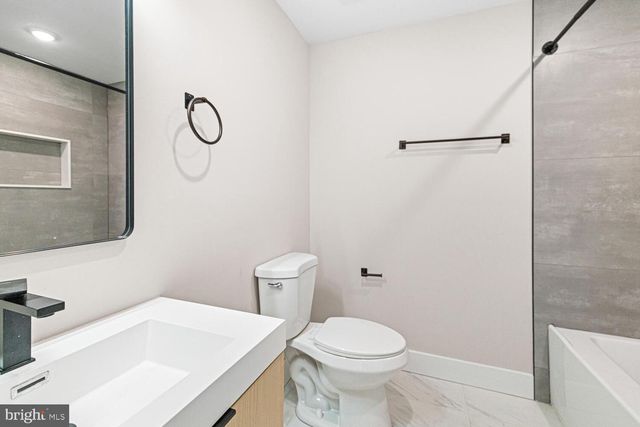 2051 E WILLIAM ST, Philadelphia, PA 19134
