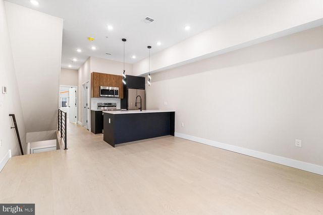 2051 E WILLIAM ST, Philadelphia, PA 19134