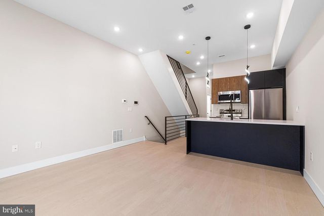 2051 E WILLIAM ST, Philadelphia, PA 19134