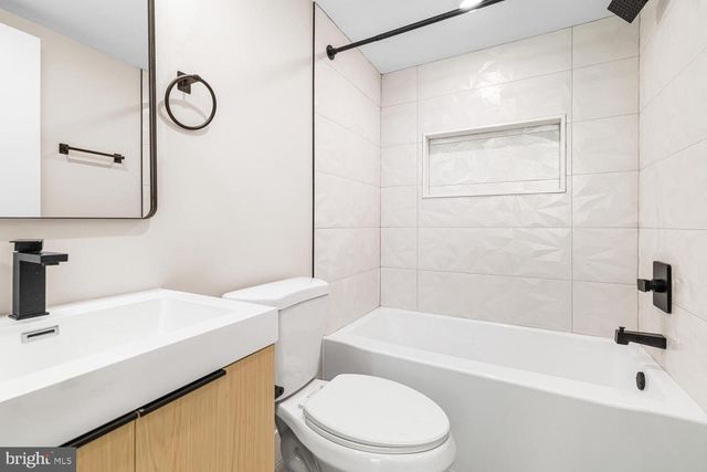 2051 E WILLIAM ST, Philadelphia, PA 19134
