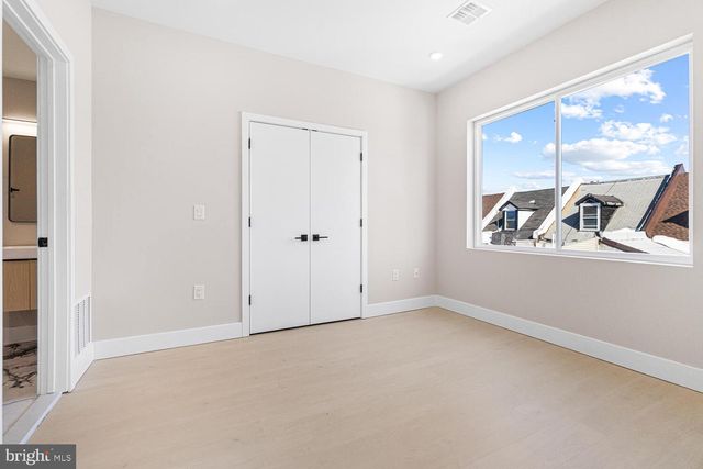 2051 E WILLIAM ST, Philadelphia, PA 19134