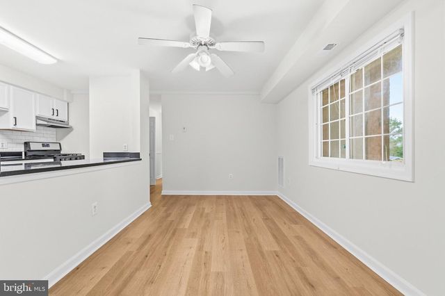 635 WATERLOO RD #222, Warrenton, VA 20186