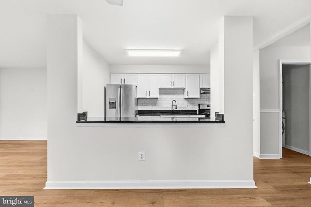 635 WATERLOO RD #222, Warrenton, VA 20186