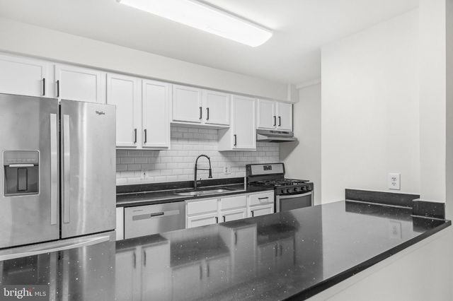 635 WATERLOO RD #222, Warrenton, VA 20186