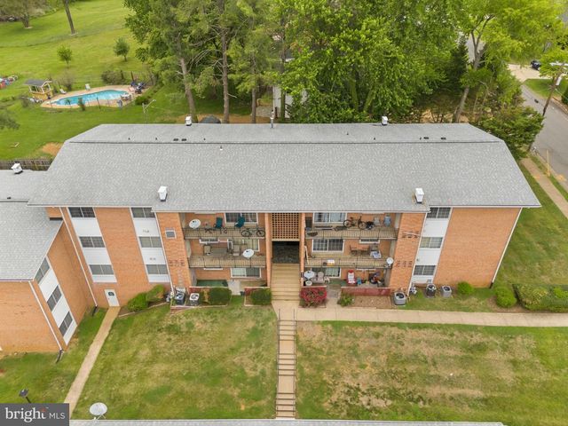 635 WATERLOO RD #222, Warrenton, VA 20186