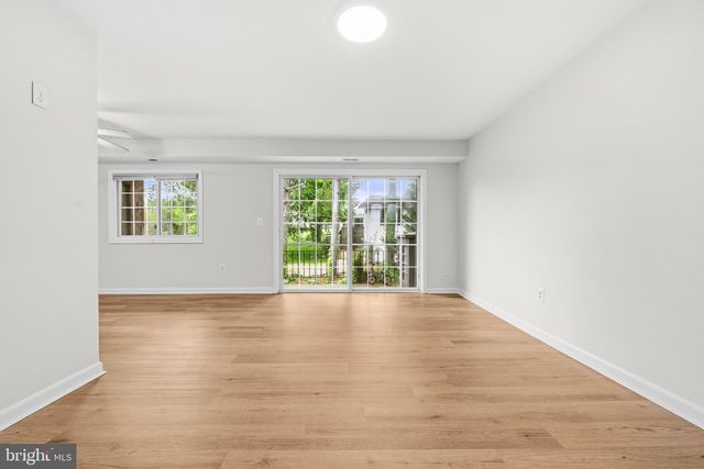 635 WATERLOO RD #222, Warrenton, VA 20186