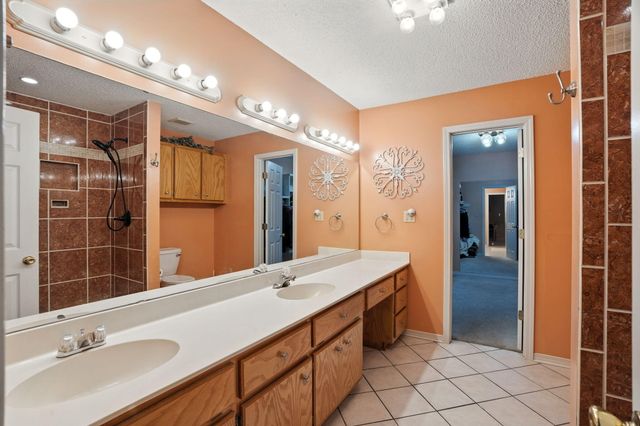 211 Delta Dr., Hattiesburg, MS 39402