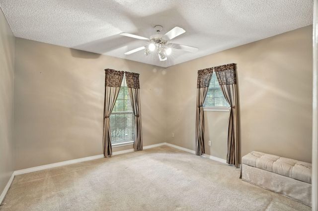 211 Delta Dr., Hattiesburg, MS 39402