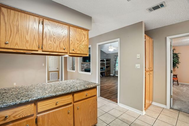 211 Delta Dr., Hattiesburg, MS 39402