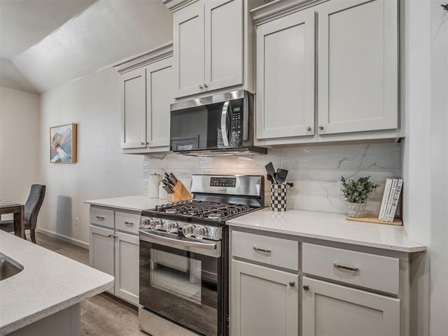 17608 MacArthur Park Road, Edmond, OK 73012