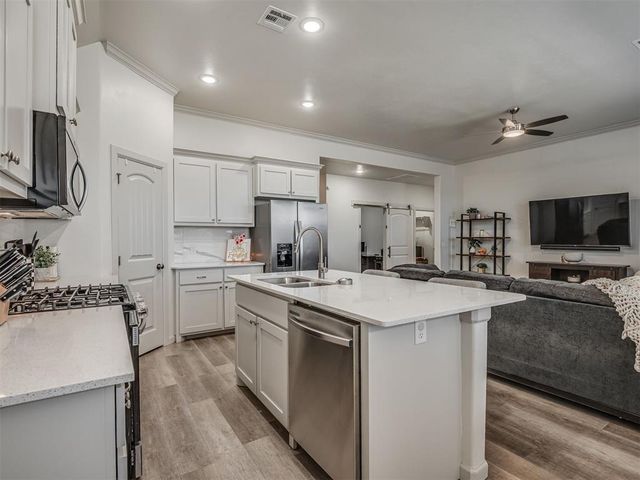 17608 MacArthur Park Road, Edmond, OK 73012