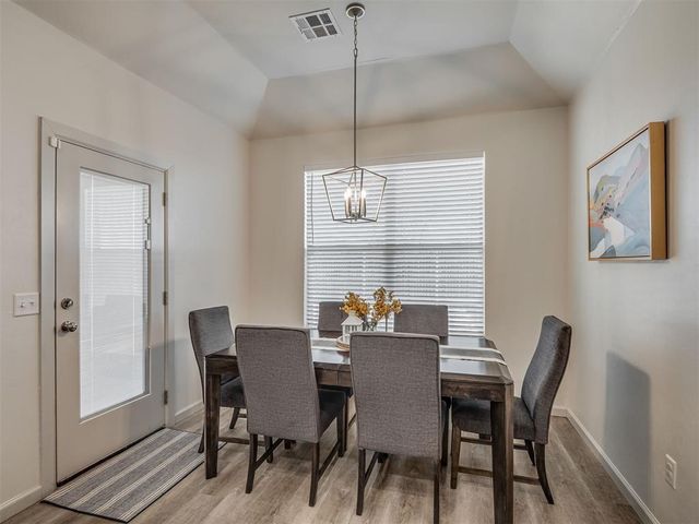 17608 MacArthur Park Road, Edmond, OK 73012