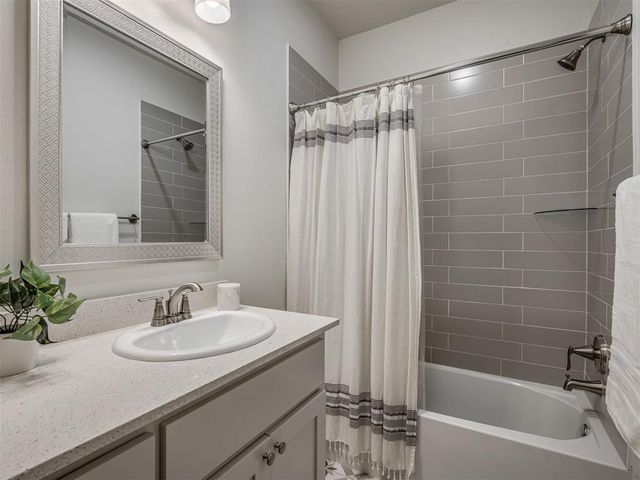 17608 MacArthur Park Road, Edmond, OK 73012