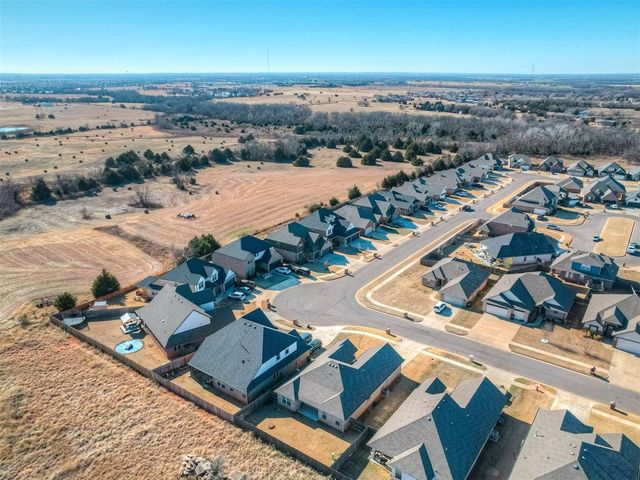 17608 MacArthur Park Road, Edmond, OK 73012