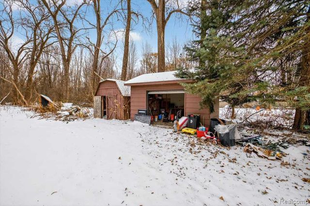 3687 Lauria Road, Bay City, MI 48706