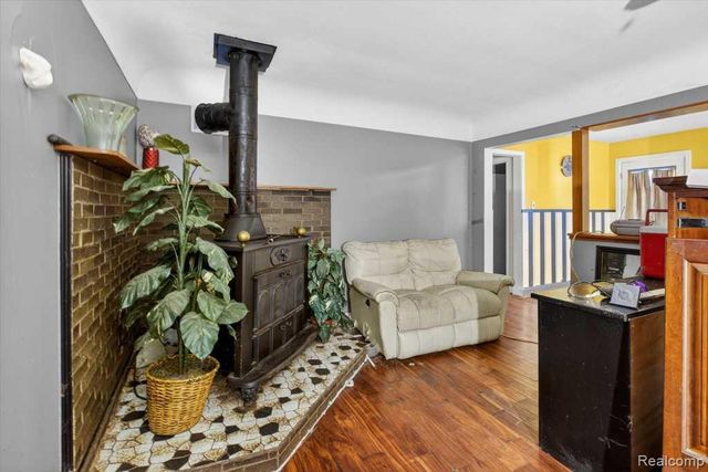 3687 Lauria Road, Bay City, MI 48706