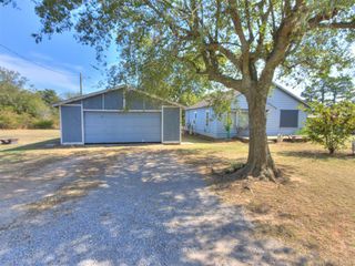 1724 N Dobbs Road, Harrah, OK 73045