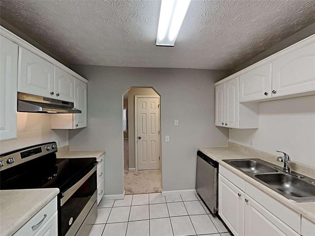 540 Cherokee Overlook Court, Canton, GA 30115