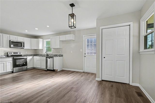 120 Highland Avenue, Thomasville, NC 27360