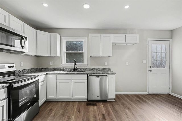 120 Highland Avenue, Thomasville, NC 27360