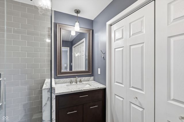 8035 Vineyard Drive, Indianapolis, IN 46260