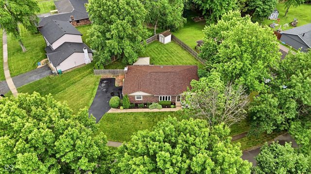 8035 Vineyard Drive, Indianapolis, IN 46260