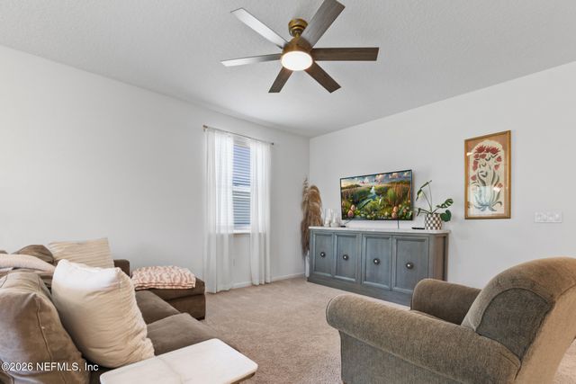 1305 PANTHER LAKE Parkway, Jacksonville, FL 32221