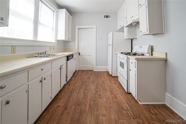 1131 S Perry Street, Montgomery, AL 36104