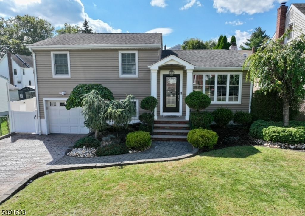520 Chester Ave, Roselle Park Boro, NJ 07204