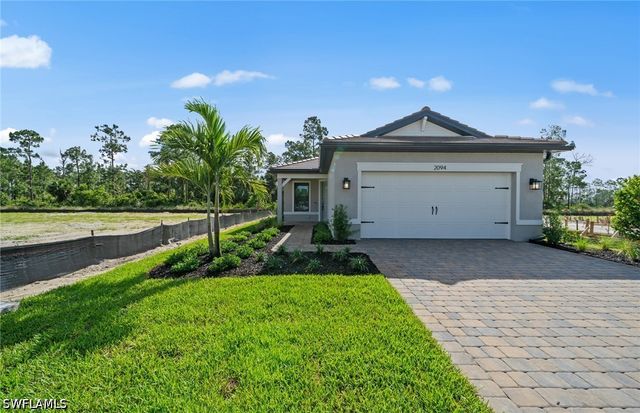 2094 Seville LN, Naples, FL 34120